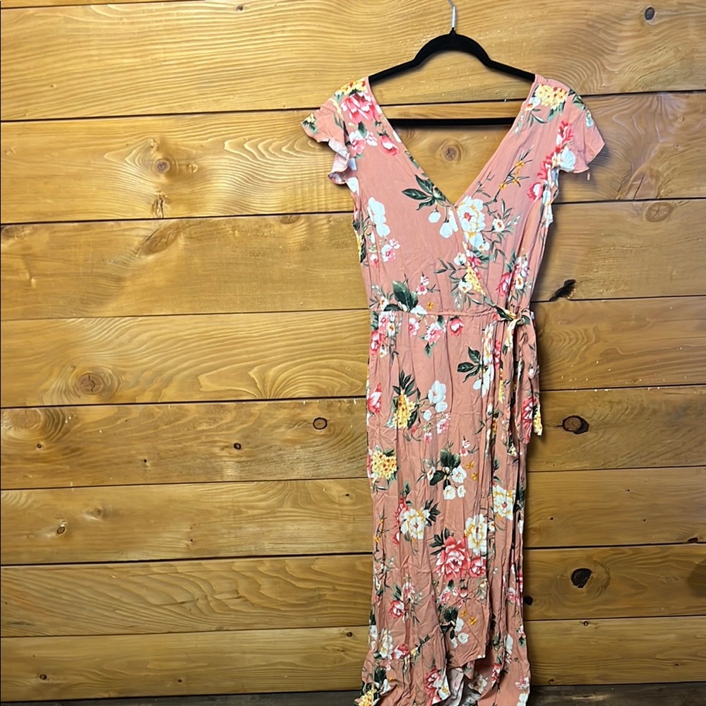 Band of Gypsies Women Floral V-Neck Wrap Dress Blush Maxi Pockets sleeveless Sm